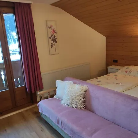 Haus Muehlenheim Holiday home Schwendau